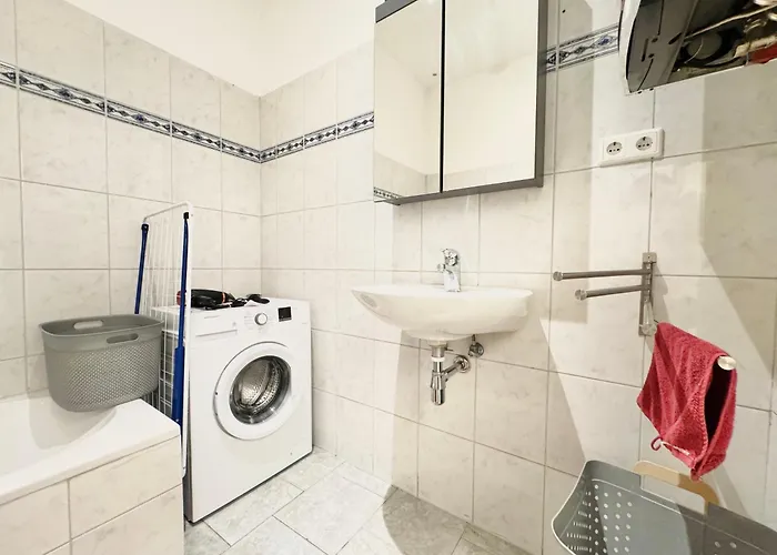 Charming Fully Furnished In * Bécs