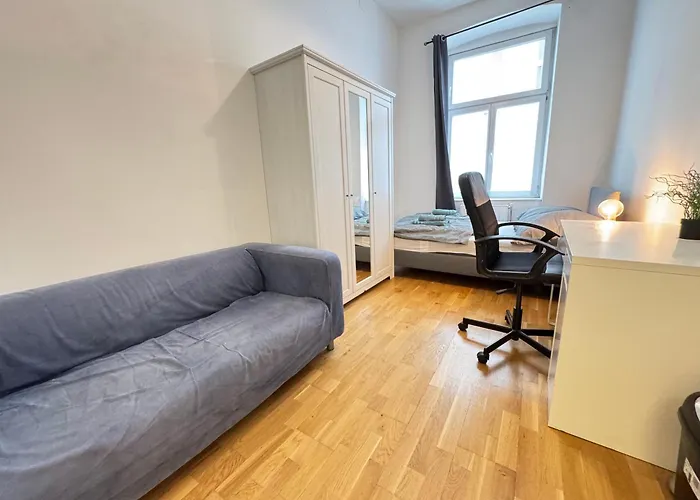 Charming Fully Furnished In Apartman *