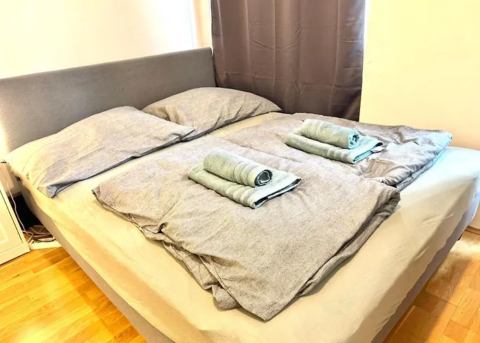 Charming Fully Furnished In Apartman