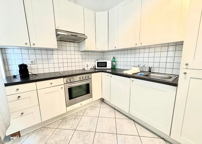 Charming Fully Furnished In Apartman